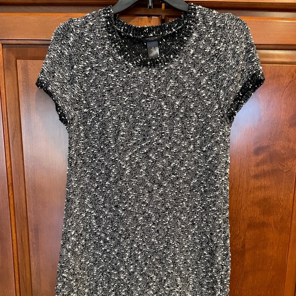 Beautiful Ann Taylor dress.